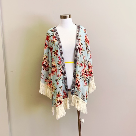 Jolt Tops - Floral kimono by Jolt NWOT